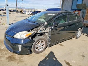 Toyota Prius 1.8L 4 2014