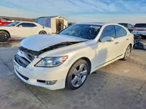 Lexus LS 4.6L 8 2011