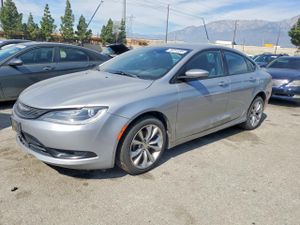 Chrysler 200 2.4L 4 2015