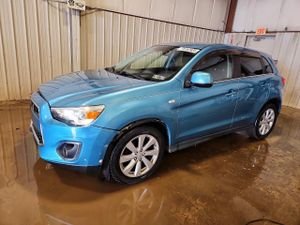 Mitsubishi Outlander 2.0L 4 2014
