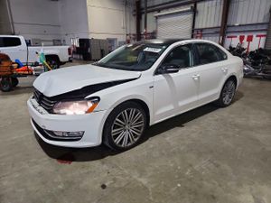 Volkswagen Passat 1.8L 4 2014