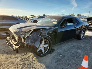 Dodge Challenger 5.7L 8 2012