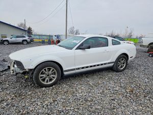 Ford Mustang 4.0L 6 2005