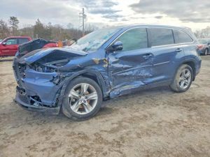 Toyota Highlander 3.5L 6 2015