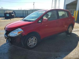 Nissan Versa 1.8L 4 2010