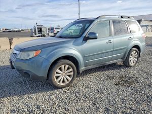 Subaru Forester 2.5L 4 2012