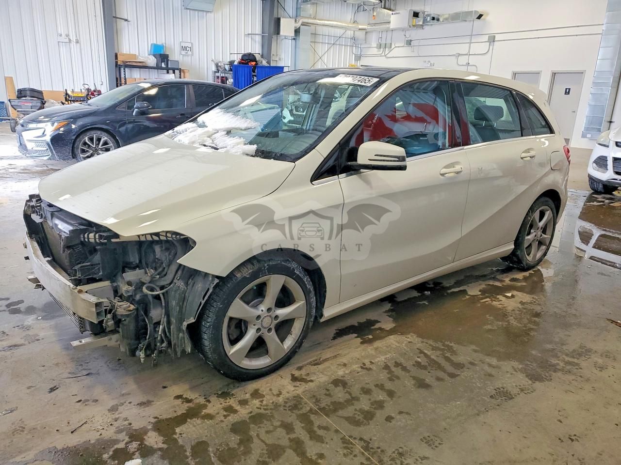 Mercedes-Benz B 2.0L 4 2013
