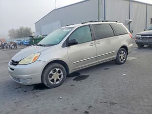 Toyota Sienna 3.3L 6 2004