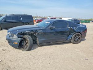 Ford Mustang 3.7L 6 2014
