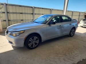 BMW 5 Series 3.0L 6 2010