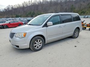 Chrysler Town & Country 3.8L 6 2010