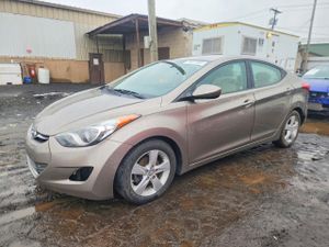 Hyundai Elantra 1.8L 4 2013