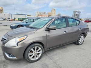 Nissan Versa 1.6L 4 2015