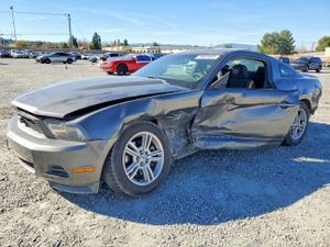 Ford Mustang 3.7L 6 2011