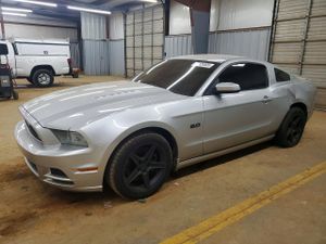 Ford Mustang 5.0L 8 2013