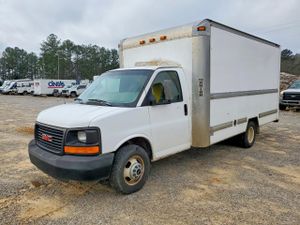 GMC Savana 6.0L 8 2006