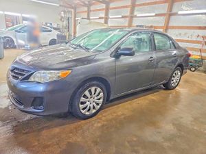 Toyota Corolla 1.8L 4 2013