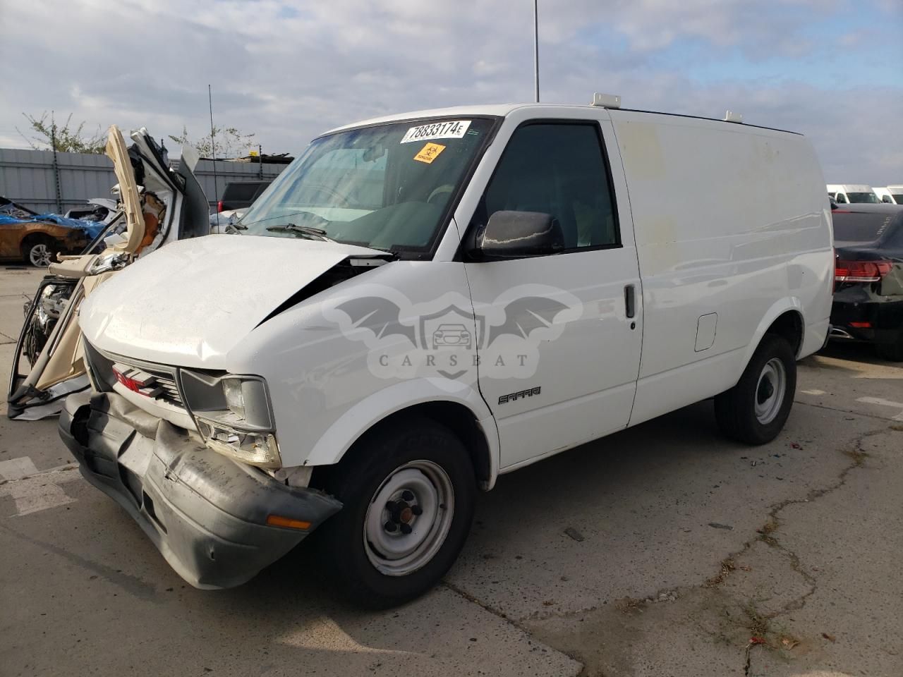 GMC Safari XT 4.3L 6 2000
