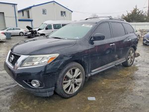 Nissan Pathfinder 3.5L 6 2013