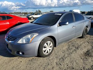 Nissan Altima 2.5L 4 2010