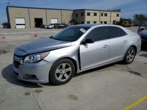 Chevrolet Malibu 2.5L 4 2015
