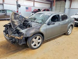 Dodge Avenger 2.4L 4 2013