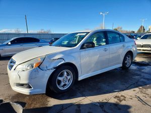 Subaru Legacy 2.5L 4 2012