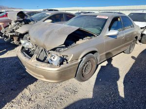 Toyota Camry 2.2L 4 2000