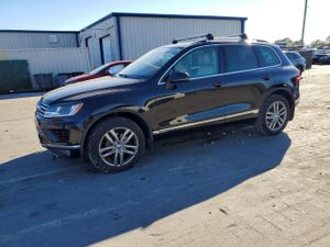 Volkswagen Touareg 3.0L 6 2015