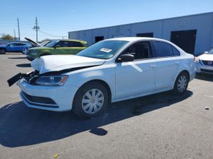 Volkswagen Jetta 2L 4 2015