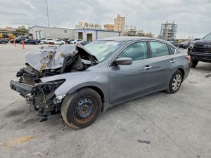 Nissan Altima 2.5L 4 2015