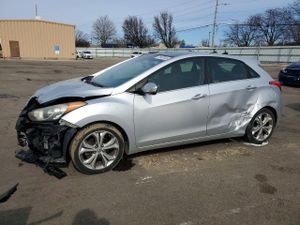 Hyundai Elantra 2.0L 4 2015