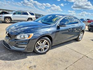 Volvo S60 2.0L 4 2015