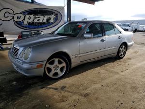 Mercedes-Benz E 4.3L 8 1998