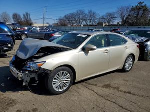 Lexus ES 3.5L 6 2015