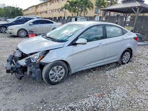 Hyundai Accent 2015