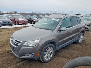 Volkswagen Tiguan 2.0L 4 2010