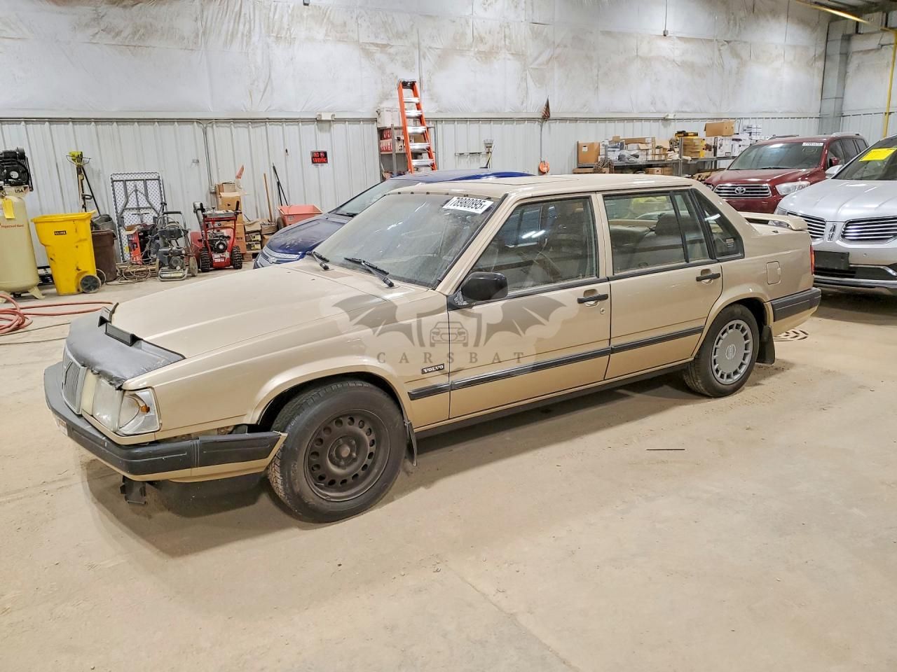 Volvo 940 2.3L 4 1991