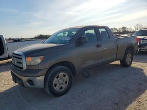 Toyota Tundra 4.6L 8 2011