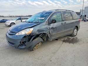 Toyota Sienna 3.5L 6 2009