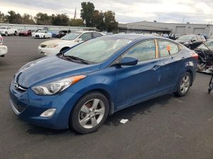 Hyundai Elantra 1.8L 4 2013