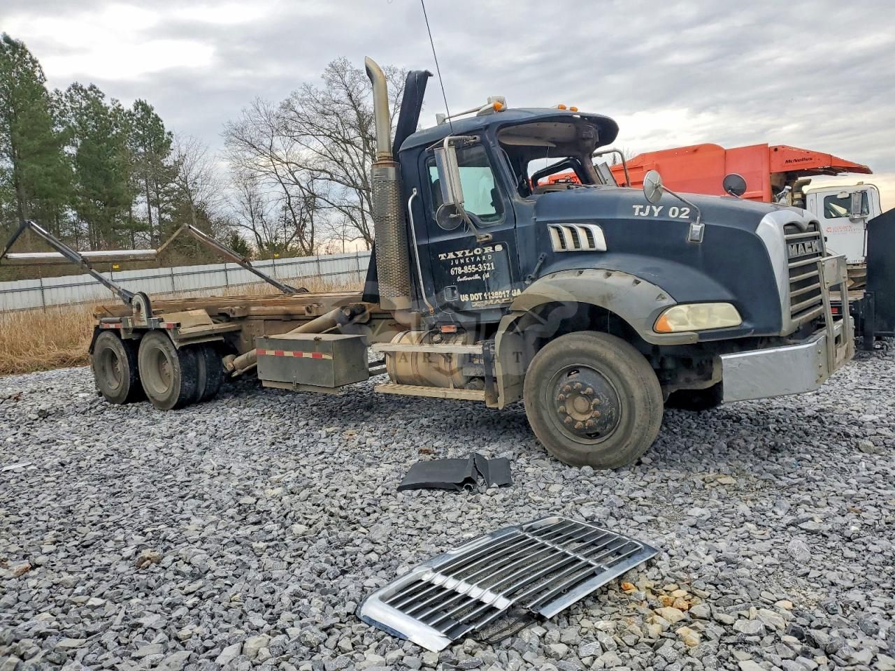 Mack 700 10.8L 6 2007