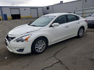 Nissan Altima 2.5L 4 2015