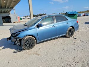 Toyota Corolla 1.8L 4 2013