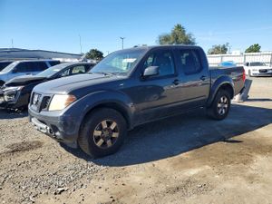Nissan Frontier 4.0L 6 2011