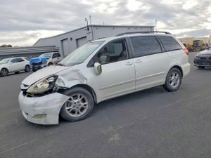 Toyota Sienna 3.3L 6 2006
