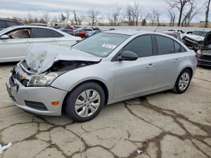 Chevrolet Cruze 1.8L 4 2013