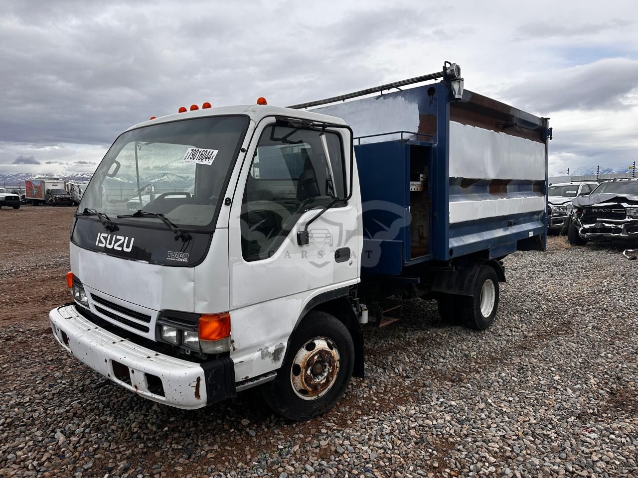 Isuzu NPR 4 2003