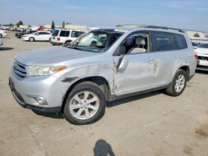 Toyota Highlander 3.5L 6 2013