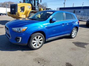 Mitsubishi Outlander 2.0L 4 2015